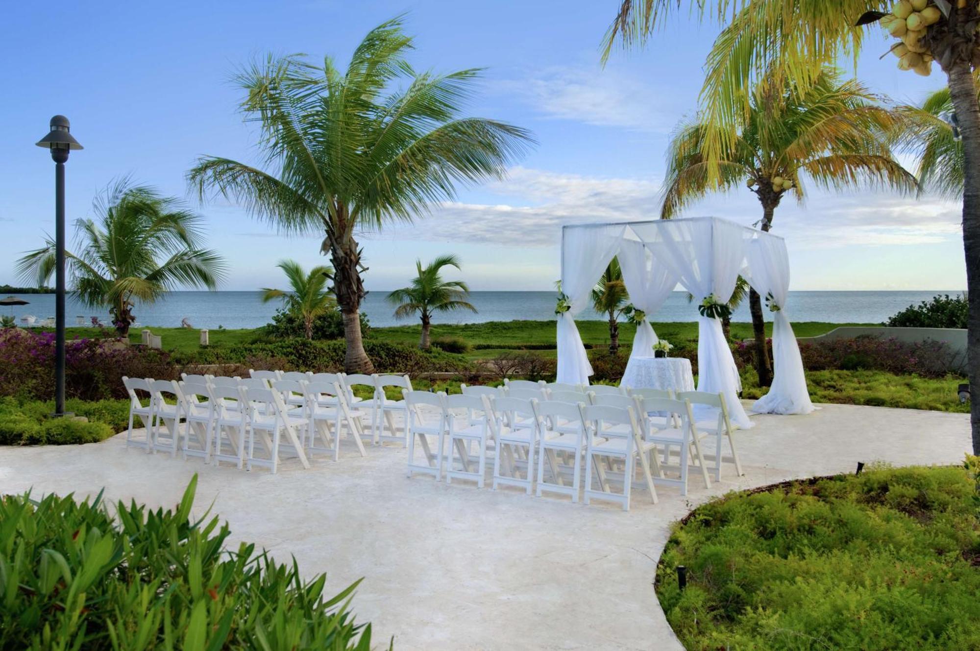 Hilton Ponce Golf & Casino Resort Экстерьер фото